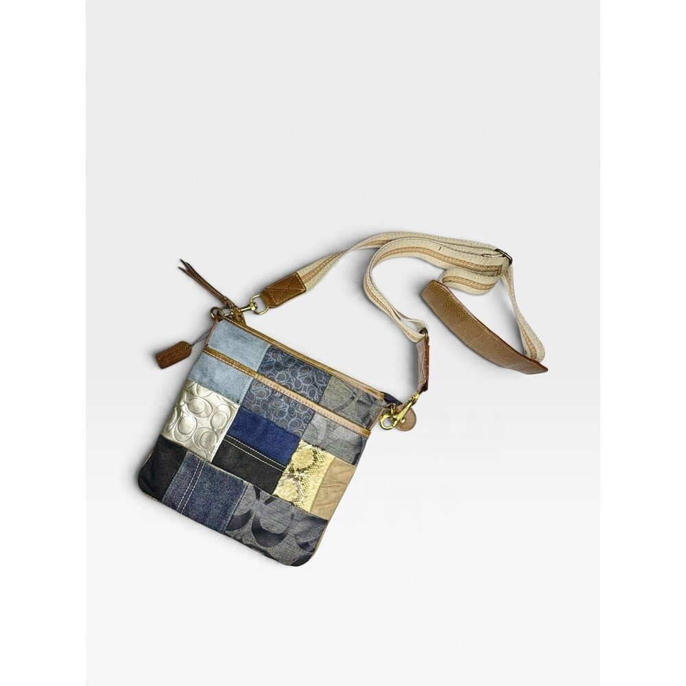Y2K Coach Signature Denim Patchwork Swingpack Crossbody Bag 10006 Archive 2006